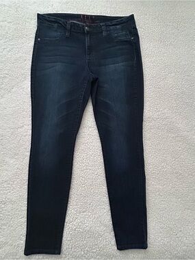 ELLE Skinny Jeans - Stretch Dark Wash